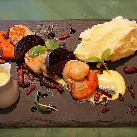 An Cruiscin Lan 2* Spiddal