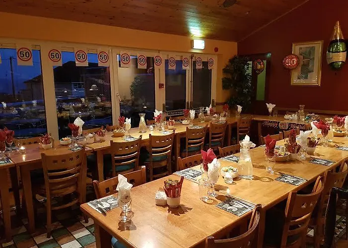 Hotel An Cruiscin Lan Spiddal