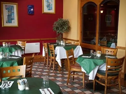 An Cruiscin Lan 2* ספידל